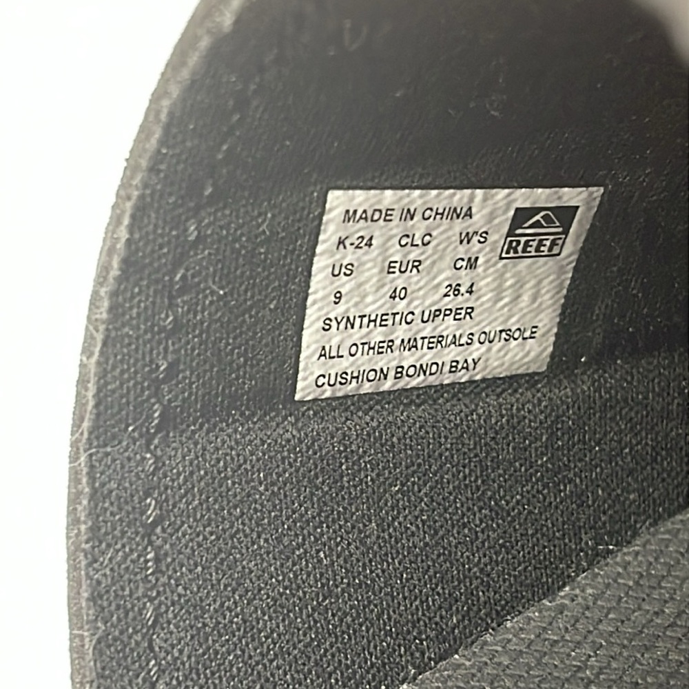 Reef platform slides - Picture 6 of 7